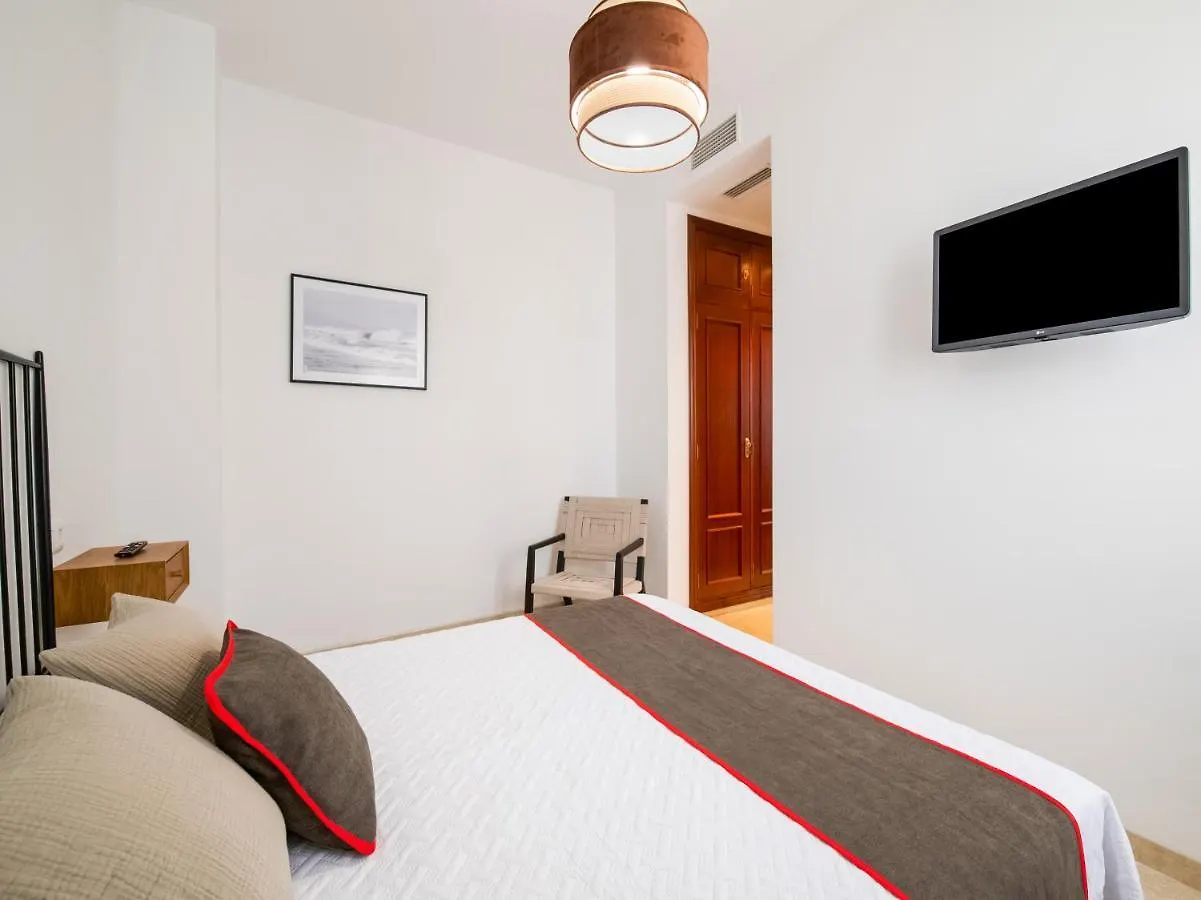 Apartamentos Santiago Écija 2*,  Espanha